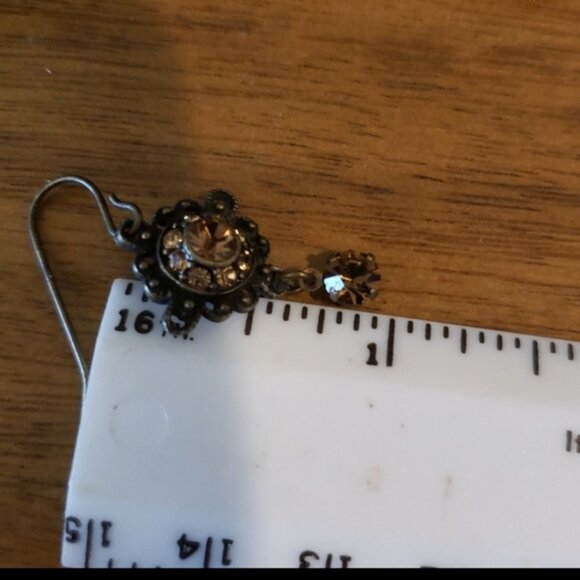 Mariana Swarovski Amber Earrings Antique Brass - Picture 4 of 5